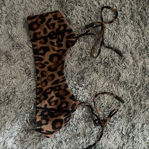 Kendall and Kylie bikini top